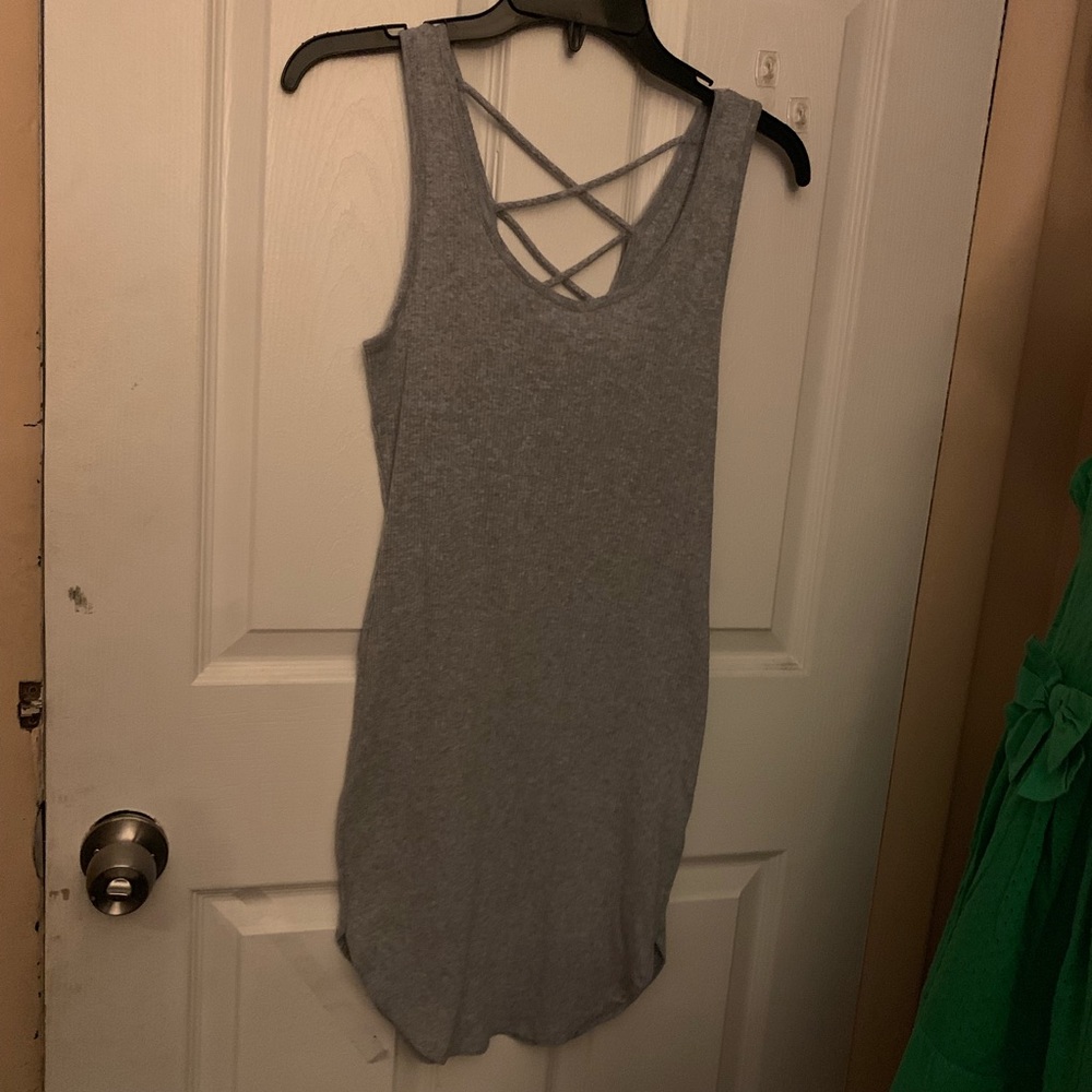 Gray tank body con